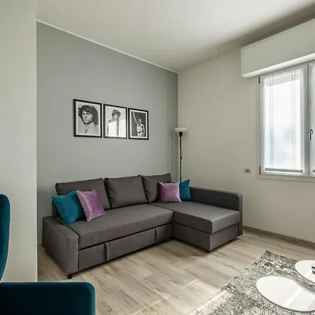 Apartment Moderno Spazioso E A 2 Passi Dal Longone al Segrino