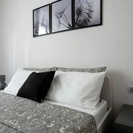 Apartment Moderno Spazioso E A 2 Passi Dal Longone al Segrino