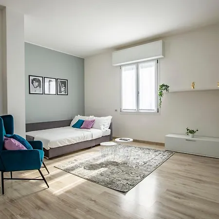 Moderno Spazioso E A 2 Passi Dal * Longone al Segrino